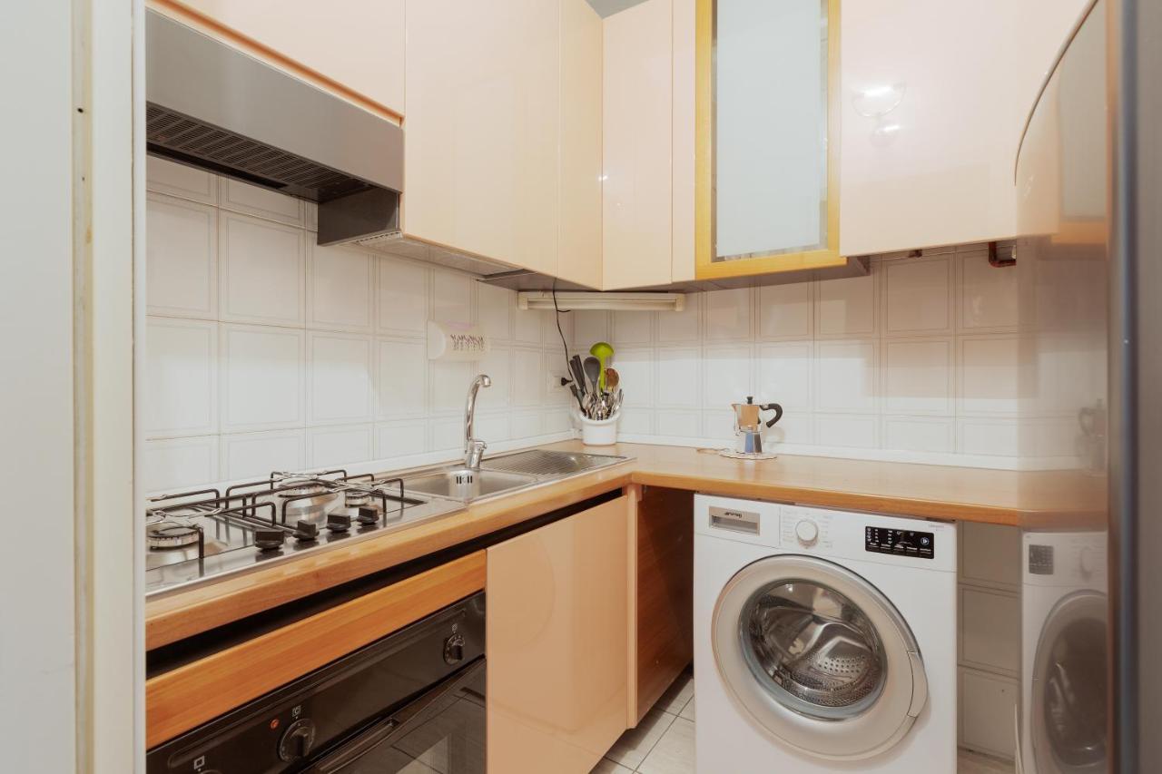 Famagosta M2 Subway Apartment Milano Eksteriør bilde